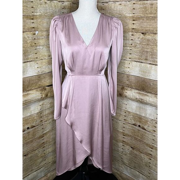 EXPRESS FLATTERING COCKTAIL DINNER PARTY DATE NIGHT TIRED FAUX WRAP GATSBY DRESS - Picture 1 of 8